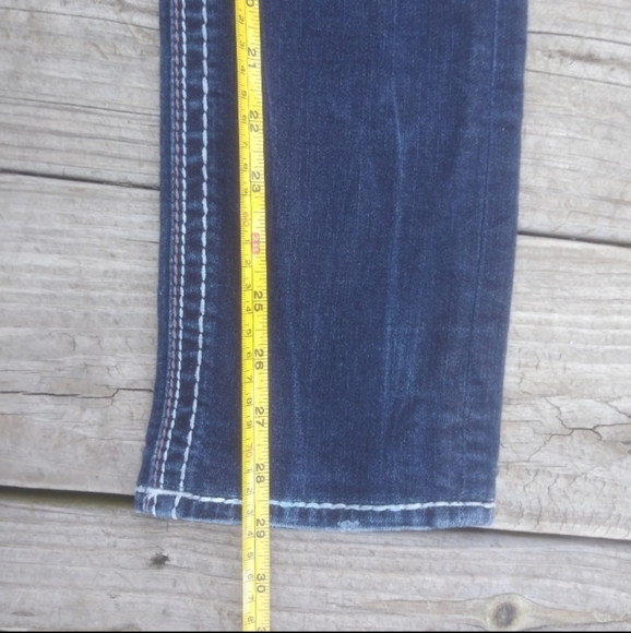 RELISTED BNWOT S 24 Rock Revival Jeans🔥 - Picture 10 of 16